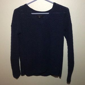 American eagle knit navy blue v-beck sweater